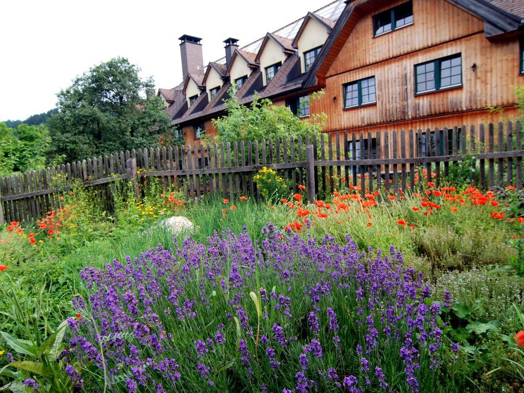 Steinschalerhof Hotell Warth  Exteriör bild