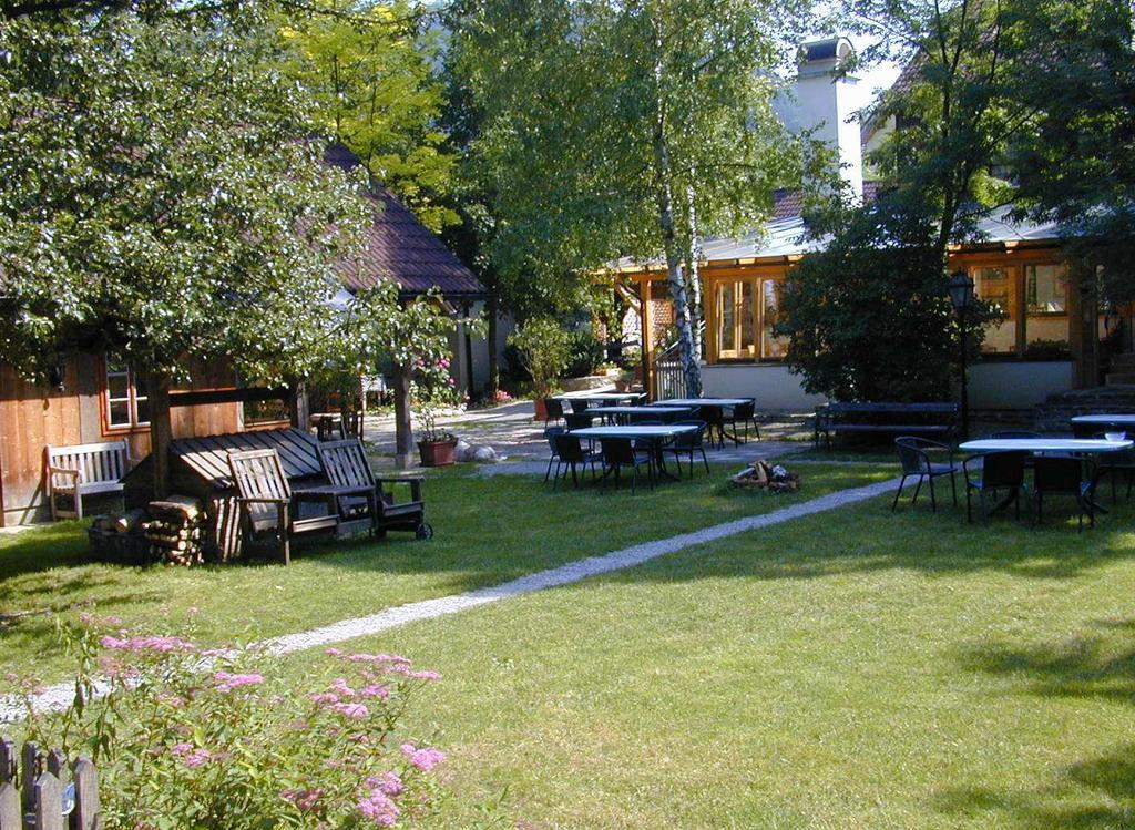 Steinschalerhof Hotell Warth  Exteriör bild