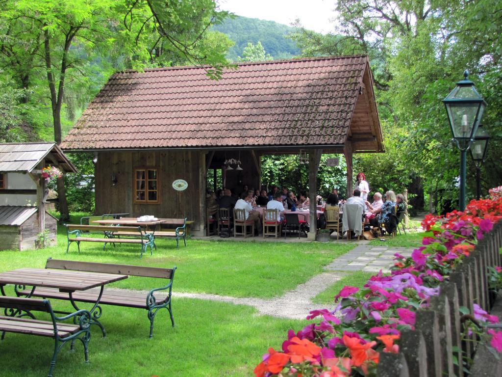 Steinschalerhof Hotell Warth  Exteriör bild